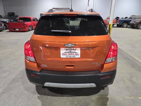 Used 2015 Chevrolet Trax LT w/ LT Sun and Sound Package AWD/4WD image 9