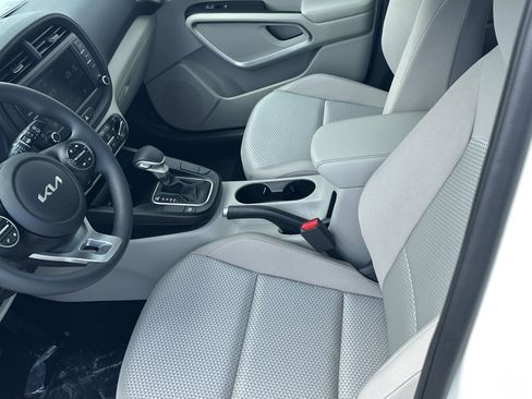 New 2025 Kia Soul LX w/ LX Technology Package image 14