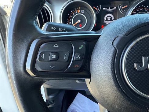 Used 2018 Jeep Wrangler Unlimited Sport S image 16