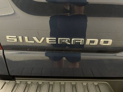 Used 2022 Chevrolet Silverado 1500 LTZ AWD/4WD image 24