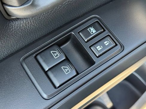 Used 2018 Nissan Titan S w/ S Utility Package AWD/4WD image 16