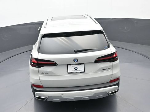 Used 2024 BMW X5 xDrive40i w/ Premium Package AWD/4WD image 35