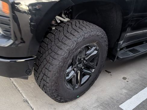 New 2026 Chevrolet Silverado 1500 Custom Trail Boss AWD/4WD image 4