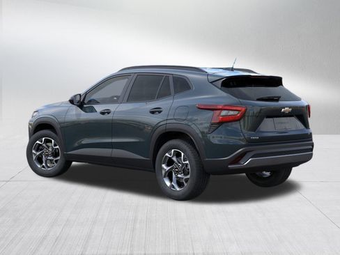 New 2026 Chevrolet Trax LT w/ Driver Confidence Package image 3