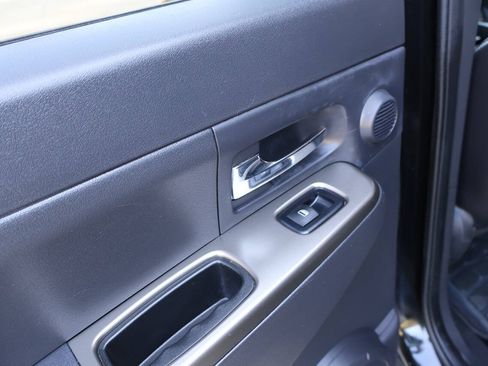 Used 2011 Jeep Liberty Limited AWD/4WD image 13