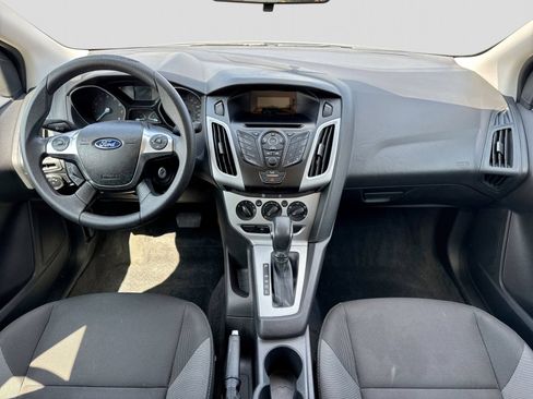 Used 2012 Ford Focus SE FWD image 15