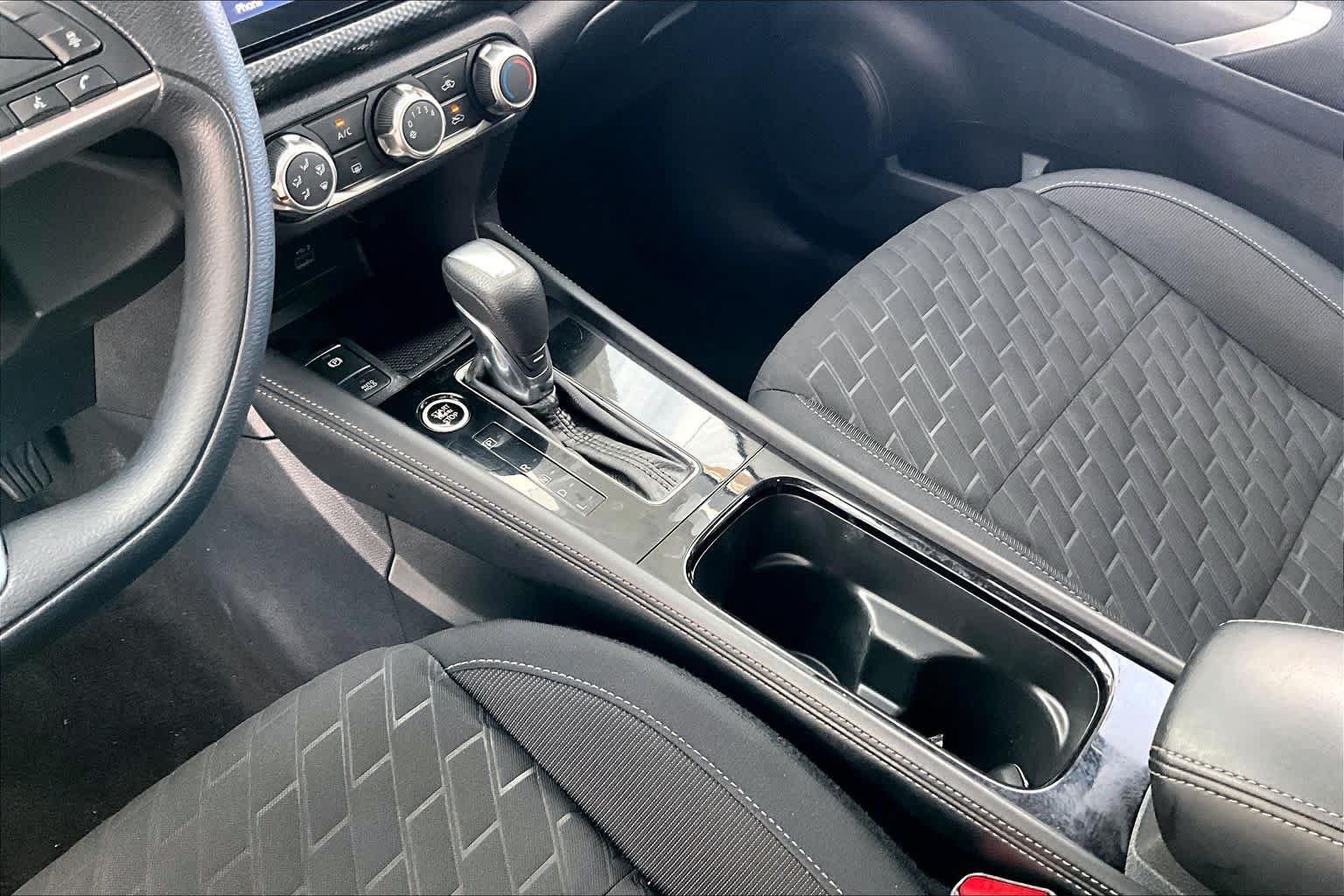 Certified 2023 Nissan Kicks SV FWD image 16