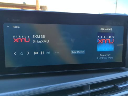 Certified 2025 Hyundai Santa Fe SEL image 21