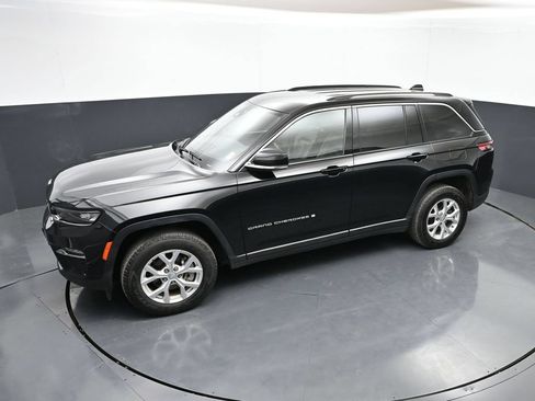Used 2023 Jeep Grand Cherokee Limited AWD/4WD image 45