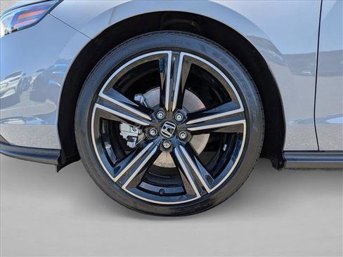 Used 2024 Honda Accord Sport image 23
