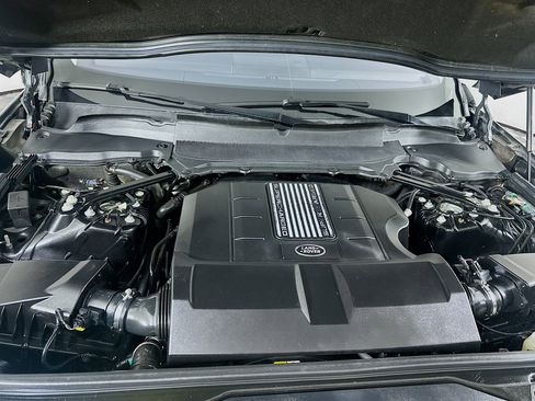 Used 2019 Land Rover Discovery HSE image 36