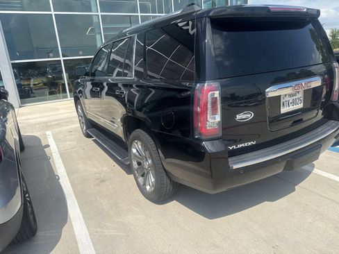 Used 2016 GMC Yukon Denali w/ Open Road Package AWD/4WD image 4