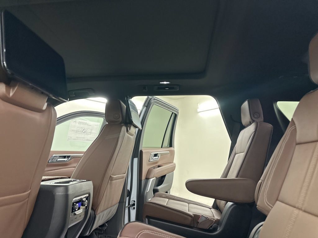 New 2026 Chevrolet Tahoe High Country AWD/4WD image 30