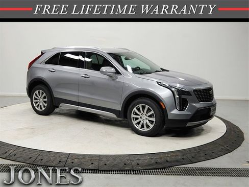 Used 2023 Cadillac XT4 Premium Luxury image 1