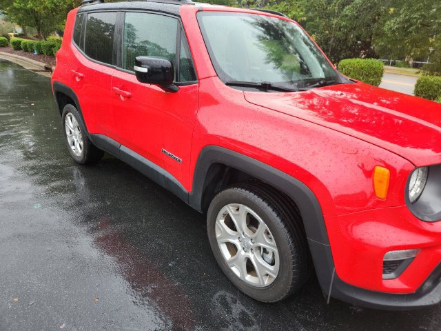 Used 2022 Jeep Renegade Limited AWD/4WD image 3