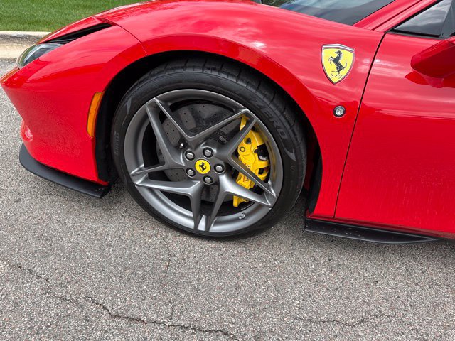 Used 2021 Ferrari F8 Tributo RWD image 8