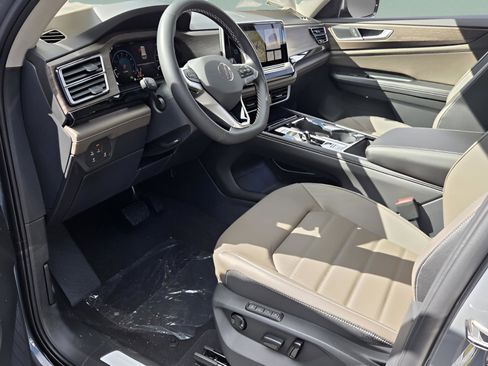 New 2026 Volkswagen Atlas SEL AWD/4WD image 11