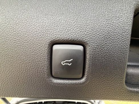 Used 2024 Ford Escape Active image 14
