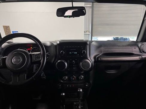 Used 2017 Jeep Wrangler Unlimited Sport w/ Quick Order Package 24S AWD/4WD image 20