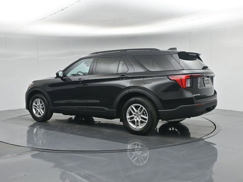 New 2026 Ford Explorer Active RWD image 6