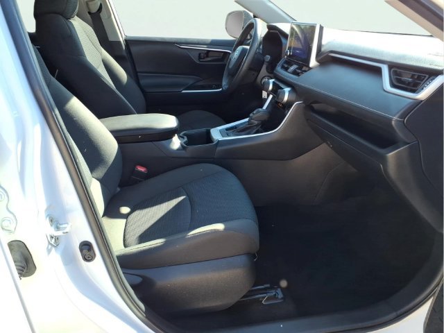 Used 2024 Toyota RAV4 LE AWD/4WD image 21