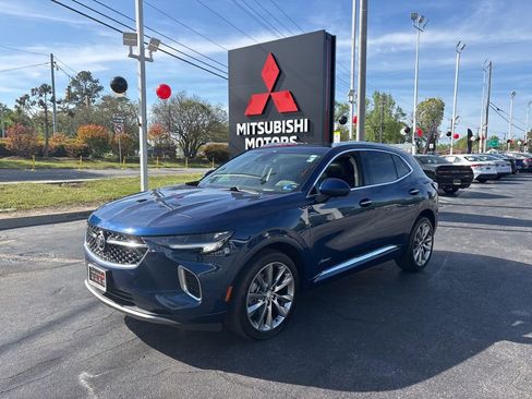 Used 2022 Buick Envision Avenir w/ Technology Package II image 8