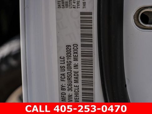 Used 2024 RAM 2500 Big Horn w/ Protection Group AWD/4WD image 36