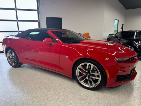 Used 2022 Chevrolet Camaro SS RWD image 14