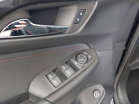 New 2026 Chevrolet TrailBlazer RS w/ Convenience Package FWD image 25