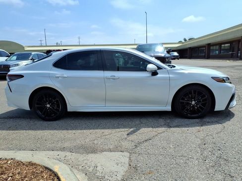 Used 2022 Toyota Camry XSE w/ Navigation Package FWD image 6