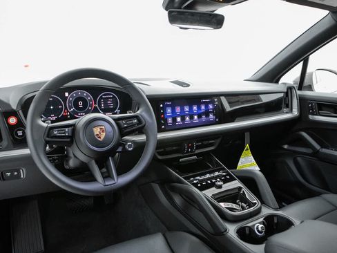 New 2026 Porsche Cayenne AWD/4WD image 13