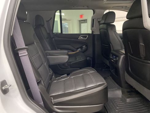 Used 2016 GMC Yukon Denali w/ Open Road Package AWD/4WD image 17