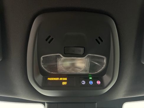 Used 2024 Chevrolet Trax RS image 18