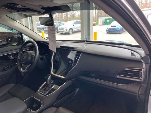 Certified 2025 Subaru Outback Limited image 24