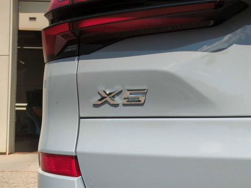 Used 2026 BMW X5 xDrive40i w/ M Sport Package image 13