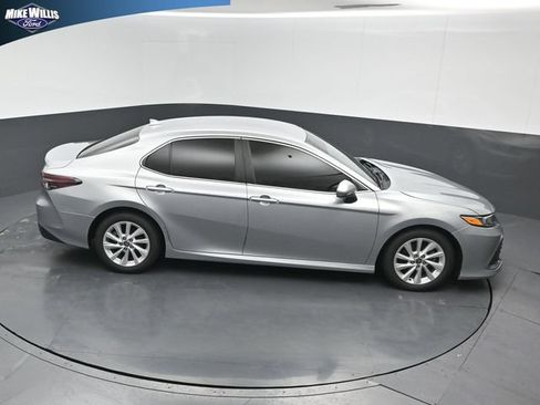 Used 2023 Toyota Camry LE FWD image 16