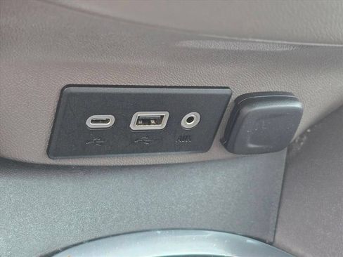 Used 2022 Chevrolet Malibu LT FWD image 19
