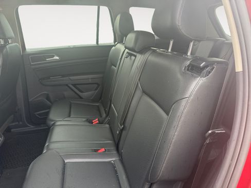 Used 2019 Volkswagen Atlas SEL R-Line AWD/4WD image 13