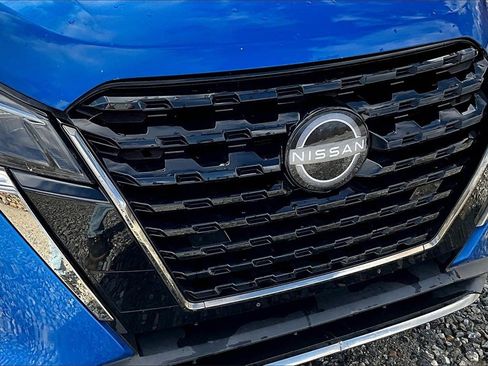 Used 2023 Nissan Kicks SR w/ SR Premium Package image 24