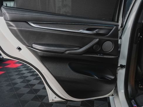 Used 2017 BMW X5 M image 38