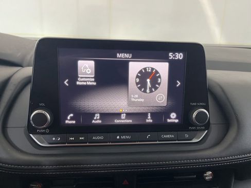 Used 2024 Nissan Rogue S AWD/4WD image 64