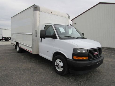 Used 2021 GMC Savana 3500 Extended w/ Power Convenience Package RWD image 9