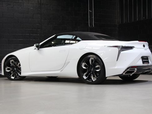 Used 2024 Lexus LC 500 Convertible w/ Touring Package RWD image 17