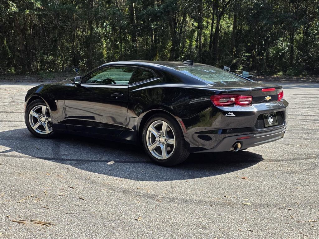 Used 2023 Chevrolet Camaro LT RWD image 4