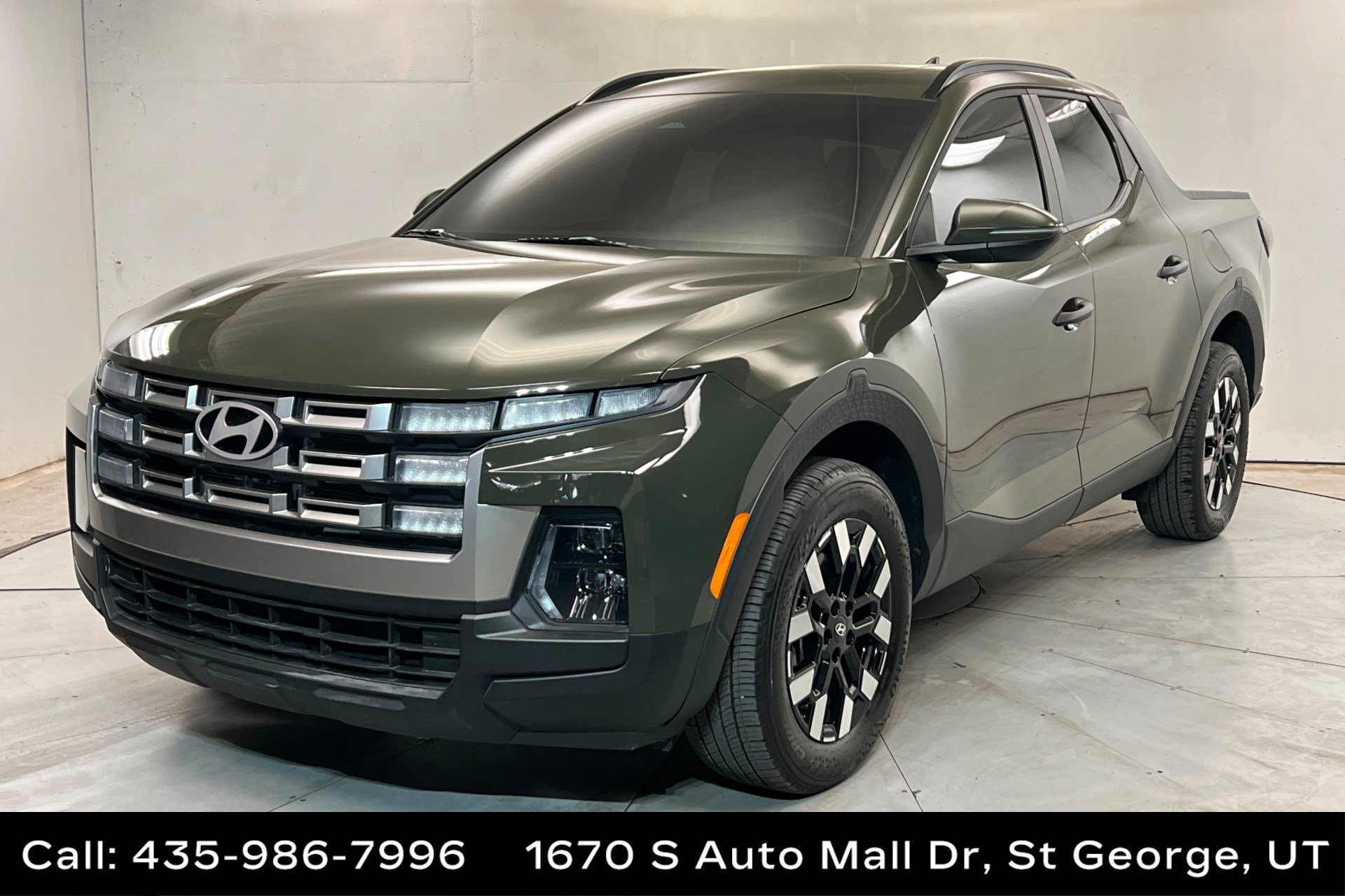 Used 2025 Hyundai Santa Cruz SEL AWD/4WD image 1