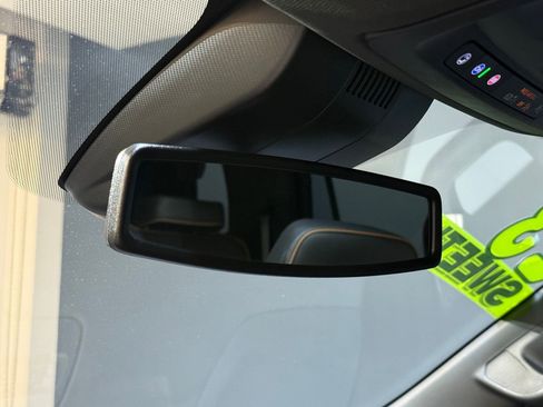 Used 2023 GMC Yukon AT4 w/ AT4 Premium Package image 18