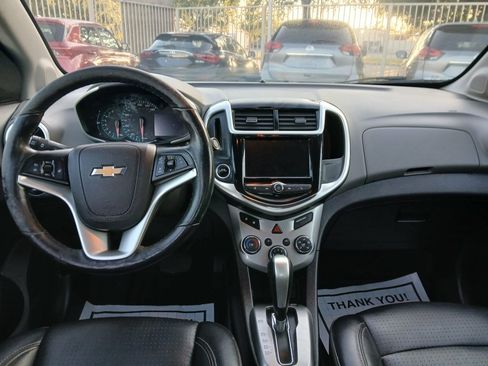 Used 2020 Chevrolet Sonic Premier FWD image 12