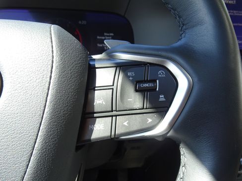 Used 2024 Lexus GX 550 w/ Accessory Package (2T) AWD/4WD image 25