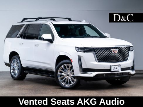 Used 2024 Cadillac Escalade Premium Luxury AWD/4WD image 1