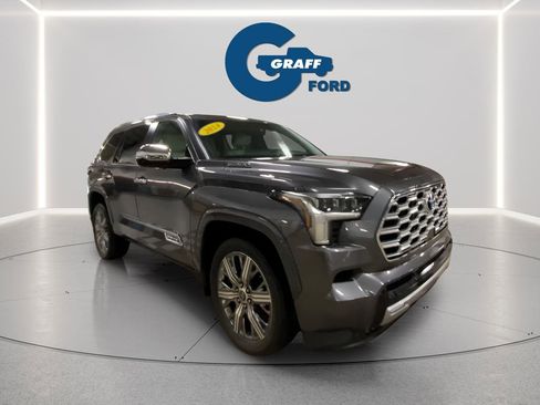 Used 2024 Toyota Sequoia Capstone AWD/4WD image 8